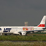 P8160240_Embraer_ERJ-190-200LR_195LR.JPG
